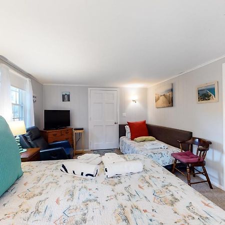 Beach Rose Guest Studio Nauset Heights Luaran gambar